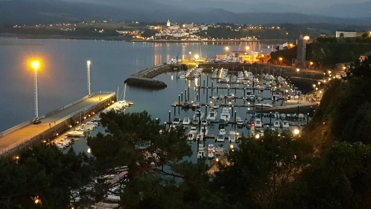 Apartamentos Halcon Ribadeo Luaran gambar