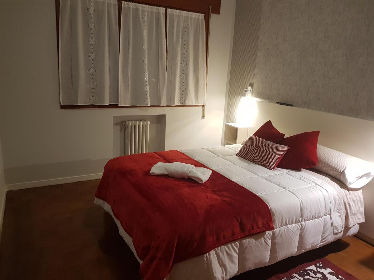 Apartamentos Halcon Ribadeo Luaran gambar