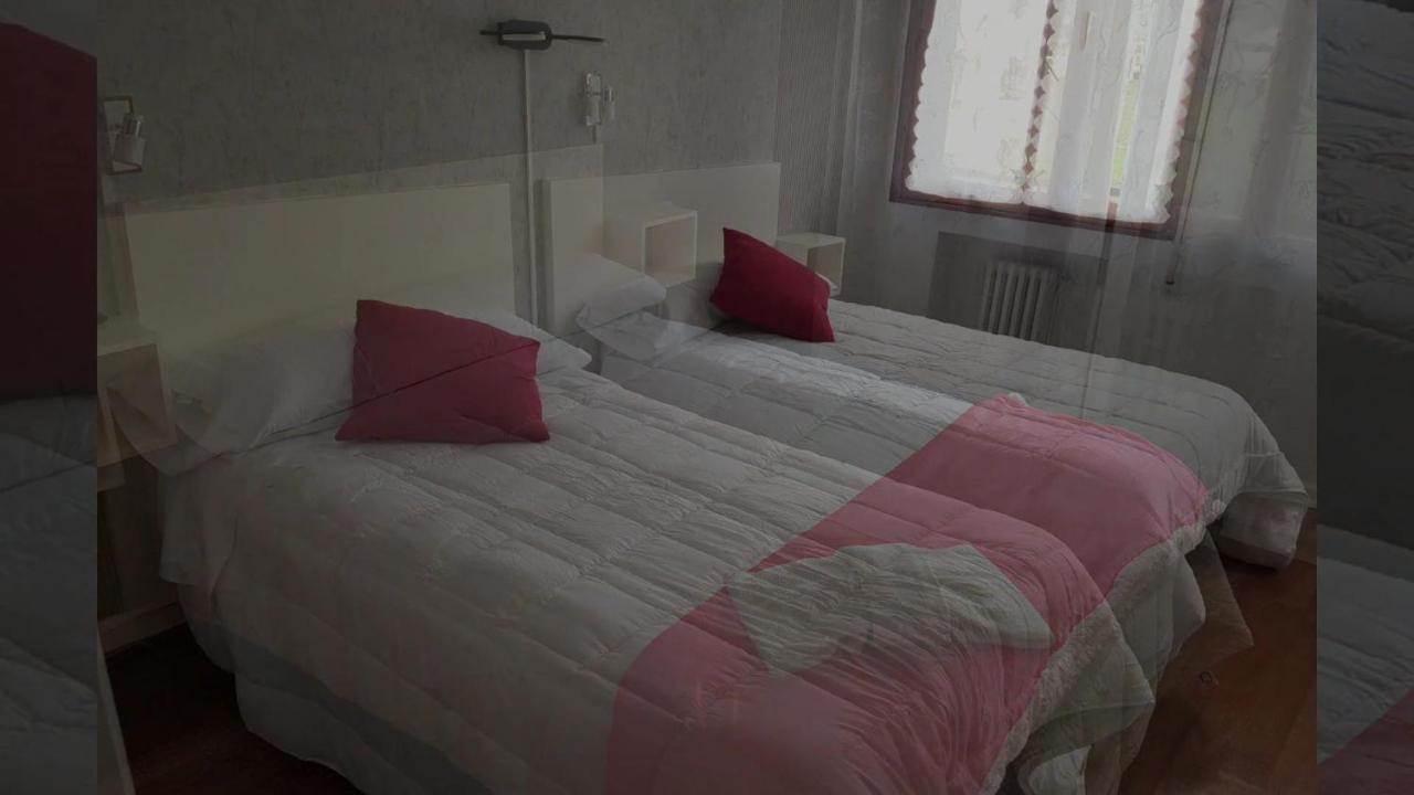 Apartamentos Halcon Ribadeo Luaran gambar